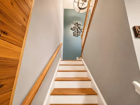 Entry Way - 394 Broadmoor Ln, Bartlett, IL 60103 photo 5 of 5