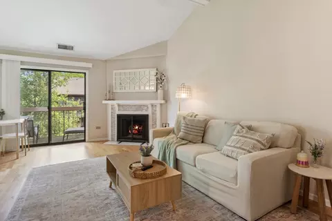 Living - 230 Windsor Ln #D, Willowbrook, IL 60527 photo 1 of 1