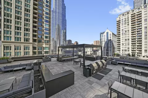 30 E Huron St #2406, Chicago, IL 60611 photo 16