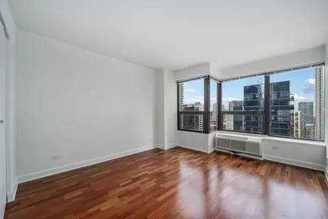 30 E Huron St #2406, Chicago, IL 60611 photo 2