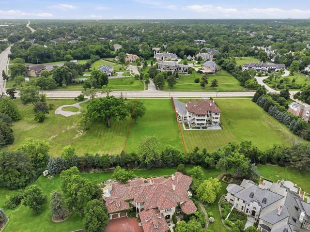 6423 S County Line Rd, Burr Ridge, IL 60527