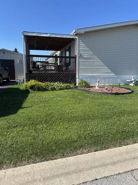 4858 Augusta Blvd, Monee, IL 60449 photo 2