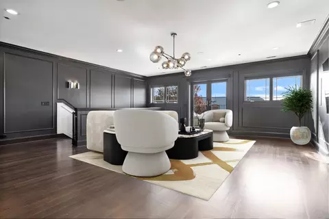 Living - 1634 W Surf St, Chicago, IL 60657 photo 10 of 11
