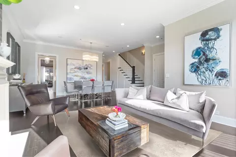 Living - 1634 W Surf St, Chicago, IL 60657 photo 5 of 11