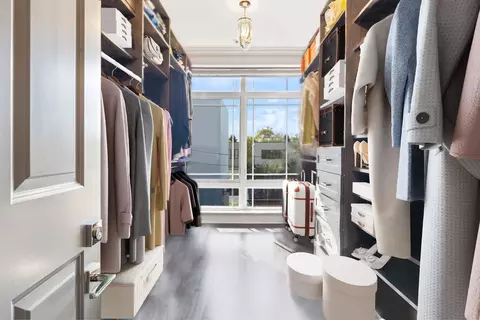 Other - 1634 W Surf St, Chicago, IL 60657 photo 3 of 8