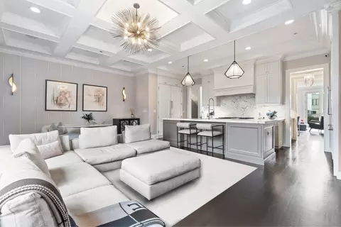 Other - 1634 W Surf St, Chicago, IL 60657 photo 2 of 8