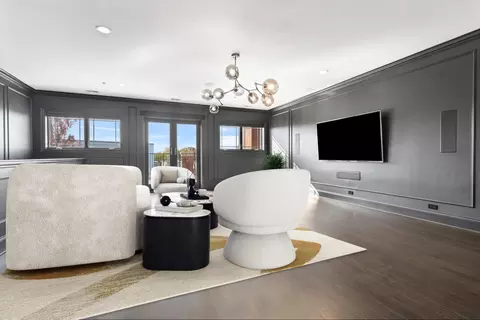Living - 1634 W Surf St, Chicago, IL 60657 photo 11 of 11