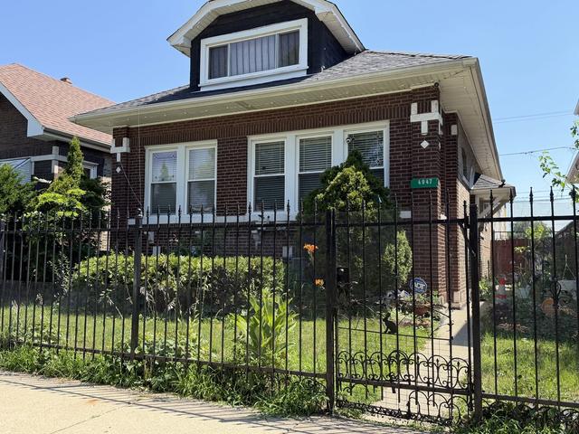 4947 W Concord Pl, Chicago, IL 60639
