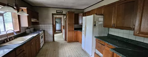 679 Bucher Rd, Mounds, IL 62964 photo 4