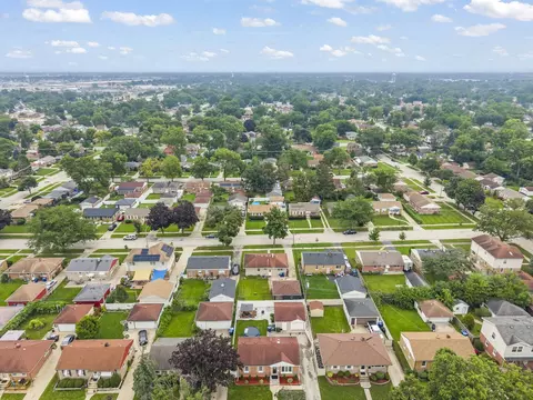 View/Area - 1524 Harding Ave, Berkeley, IL 60163 photo 9 of 12