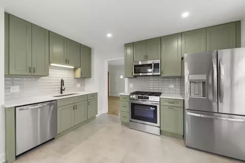 Kitchen - 1524 Harding Ave, Berkeley, IL 60163 photo 2 of 4
