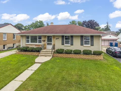 Exterior - 1524 Harding Ave, Berkeley, IL 60163 photo 6 of 7