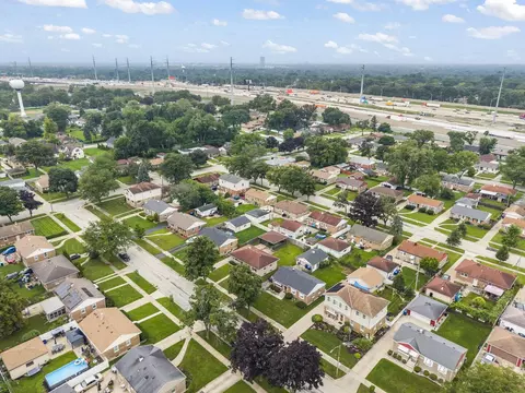 View/Area - 1524 Harding Ave, Berkeley, IL 60163 photo 6 of 12