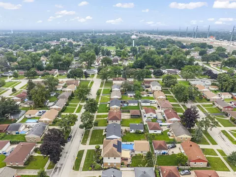 View/Area - 1524 Harding Ave, Berkeley, IL 60163 photo 7 of 12