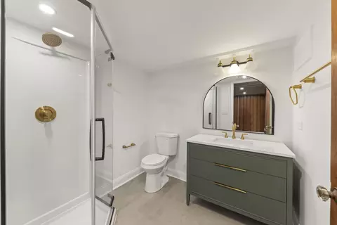 Bath - 1524 Harding Ave, Berkeley, IL 60163 photo 2 of 2