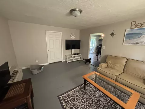Living - 16379 Ebson Rd, Fulton, IL 61252 photo 2 of 2