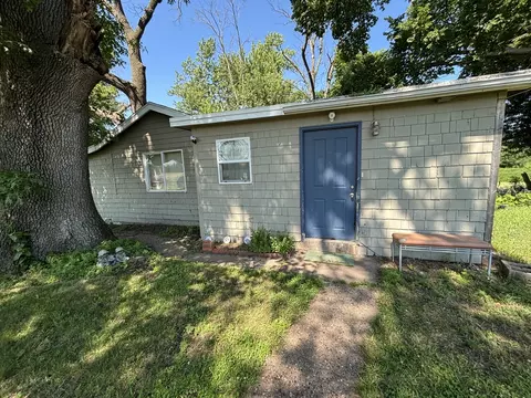 Exterior - 16379 Ebson Rd, Fulton, IL 61252 photo 1 of 5