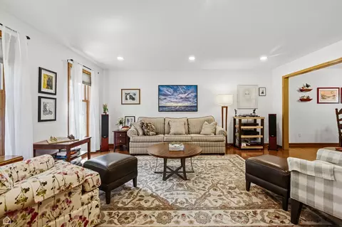 2920 Compton Rd, Aurora, IL 60504 photo 4