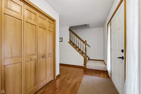 2920 Compton Rd, Aurora, IL 60504 photo 3