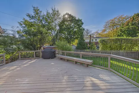 Exterior - 416 Kenmore Ave, Deerfield, IL 60015 photo 5 of 11