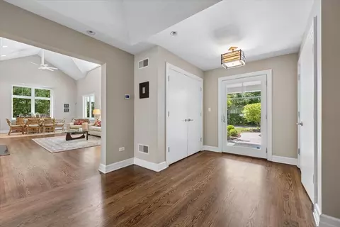 394 Ramsay Rd, Deerfield, IL 60015 photo 3