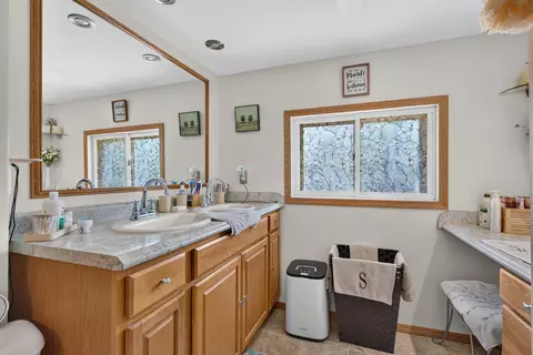 Bath - 940 E Main St, Ottawa, IL 61350 photo 3 of 5