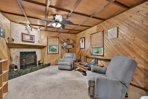Living - 940 E Main St, Ottawa, IL 61350 photo 1 of 2