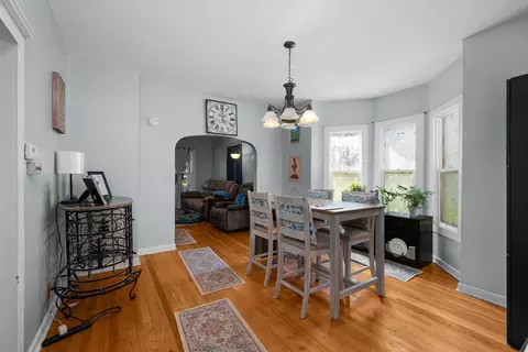 Dining - 1815 4th St, Moline, IL 61265 photo 3 of 3