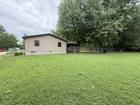 6671 Main St, Logan, IL 62856 photo 4