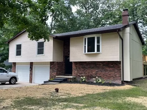 5518 Chris Dr, Oreana, IL 62554
