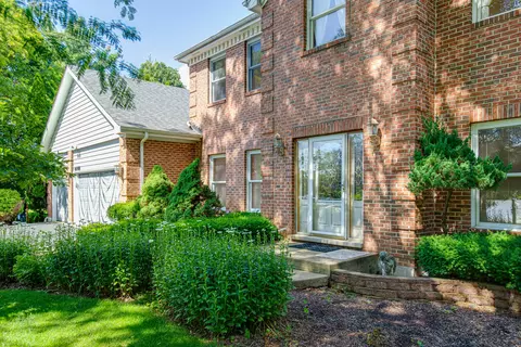 4 N411 Trinity Ln, West Chicago, IL 60185