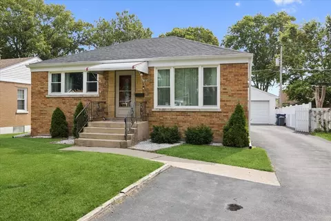Exterior - 1527 N Wolf Rd, Berkeley, IL 60163 photo 2 of 5