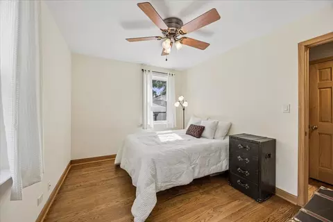 Bedroom - 1527 N Wolf Rd, Berkeley, IL 60163 photo 2 of 2