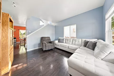 2710 Hoffman St, Plano, IL 60545 photo 5