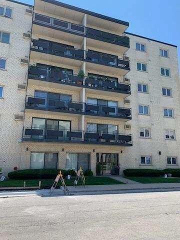 8015 W Oconnor Dr #5E, River Grove, IL 60171