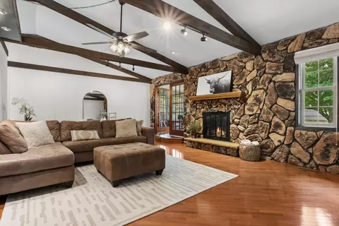 Living - 9761 Squire Ln, Belvidere, IL 61008 photo 1 of 1