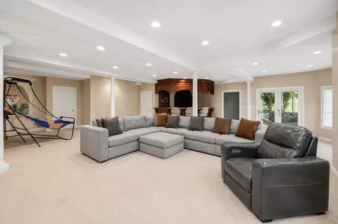 Living - 632 Philip Dr, Bartlett, IL 60103 photo 6 of 6