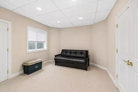 Bedroom - 632 Philip Dr, Bartlett, IL 60103 photo 4 of 4
