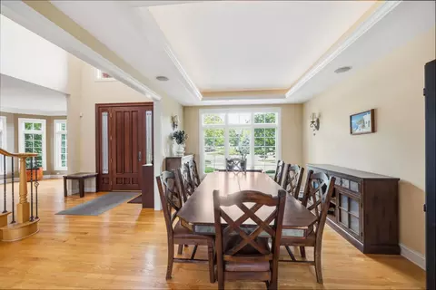 Dining - 632 Philip Dr, Bartlett, IL 60103 photo 2 of 2