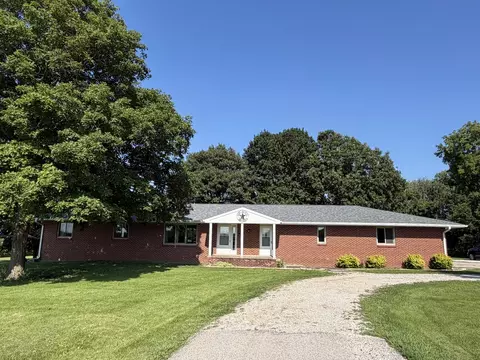 503 N State St, Bellflower, IL 61724