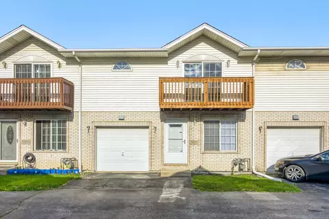 5010 W 79th St #5010, Burbank, IL 60459