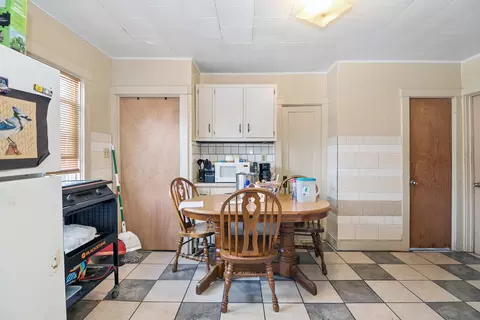 358 S Washington Ave, Kankakee, IL 60901 photo 7