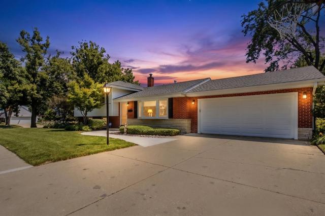 1125 61st St, Downers Grove, IL 60516