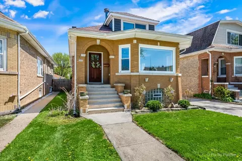 2937 N 74th Ct, Elmwood Park, IL 60707