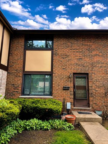 18 W158 16th St, Villa Park, IL 60181