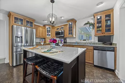 446 Hamilton Dr, Wheaton, IL 60189 photo 7