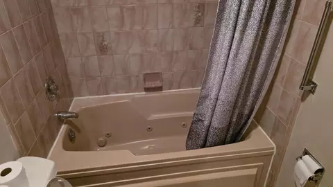 15412 Walnut Rd, Oak Forest, IL 60452 photo 9