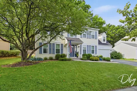 Exterior - 5380 Oakview Ln, Gurnee, IL 60031 photo 3 of 20