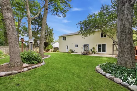 Exterior - 5380 Oakview Ln, Gurnee, IL 60031 photo 16 of 20