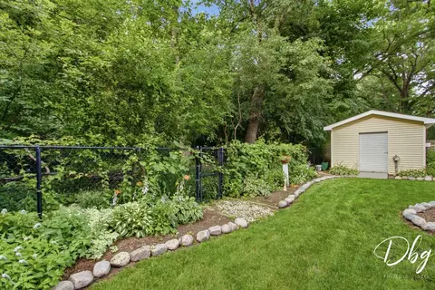 Exterior - 5380 Oakview Ln, Gurnee, IL 60031 photo 15 of 20